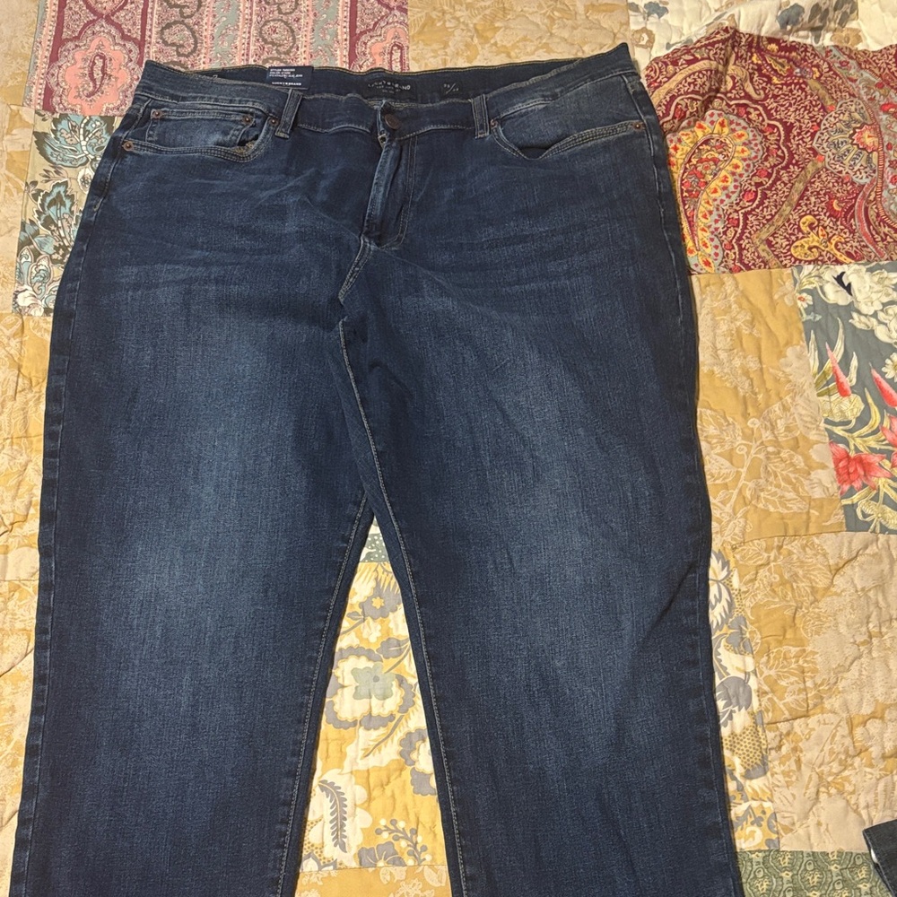 Lucky Brand Men’s Dark Blue Straight Leg Jeans
